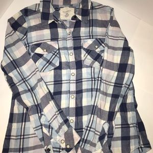 Sonoma brand plead fitted shirt